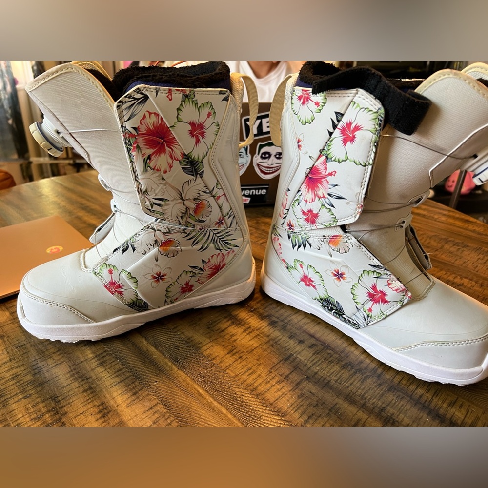 ThirtyTwo Women’s Double BOA Snowboard Boots Fall 2018